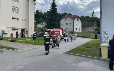Održana vježba “Evakuacija OŠ Gornje Jesenje i Dječjeg vrtića Jesenje”